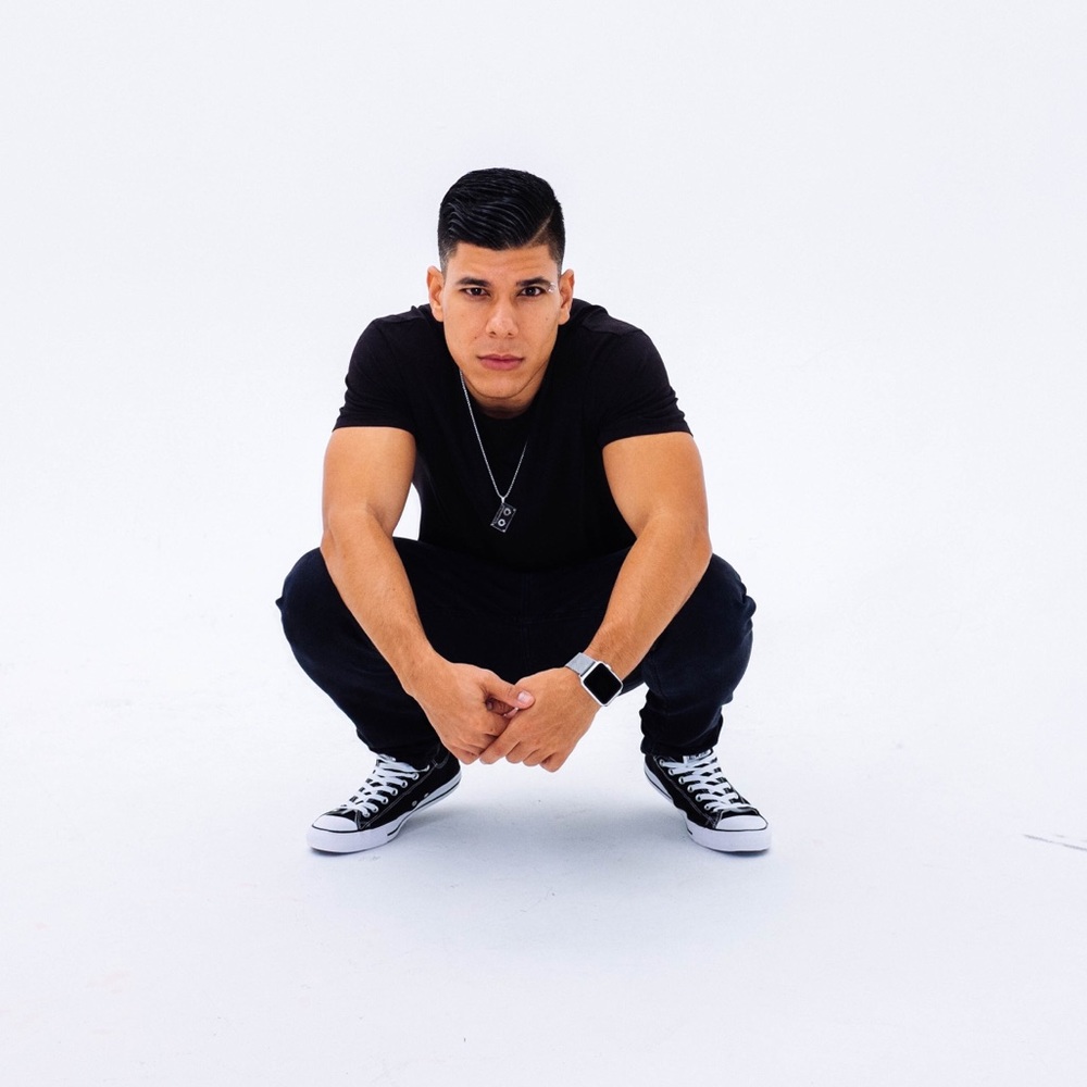 Meet your Posher, Luis